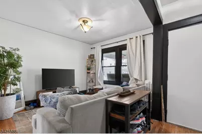 52 Clifford St, East Orange, NJ 07018 - Photo 3