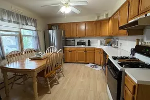 238 New St, Lyndhurst Township, NJ 07071 - Photo 3