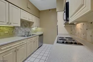 10 Smith Manor Blvd, West Orange Township, NJ 07052 - Photo 17