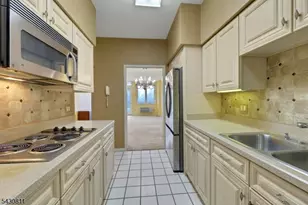 10 Smith Manor Blvd, West Orange Township, NJ 07052 - Photo 15