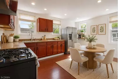 85 Franklin Ter, Irvington, NJ 07111 - Photo 3