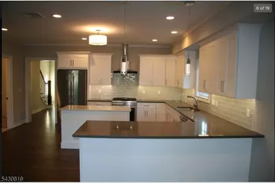 33A Willow, Millburn, NJ 07041 - Photo 5