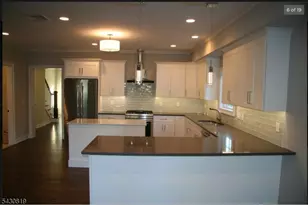 33A Willow, Millburn, NJ 07041 - Photo 5