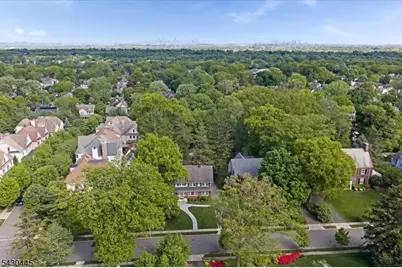 221 Christopher St, Montclair, NJ 07042 - Photo 47