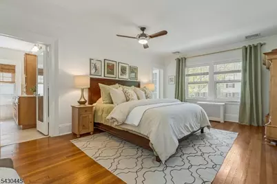 221 Christopher St, Montclair, NJ 07042 - Photo 21
