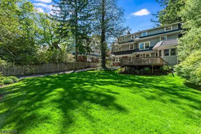 221 Christopher St, Montclair, NJ 07042 - Photo 39