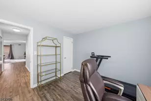 825 Riverside Ave, Lyndhurst Township, NJ 07071 - Photo 23