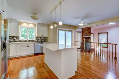 18 Strawberry Ln, Morris Township, NJ 07960 - Photo 9