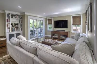 40 Sunnybrook Rd, Bernards Township, NJ 07920 - Photo 5