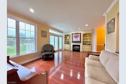 68 S Shore Dr, Old Bridge Township, NJ 08879 - Photo 9