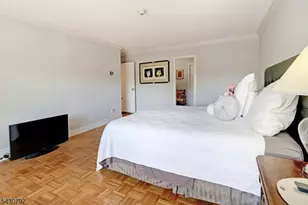 2 Claridge Dr 3Lw, Verona, NJ 07044 - Photo 5
