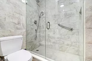 2 Claridge Dr 3Lw, Verona, NJ 07044 - Photo 9