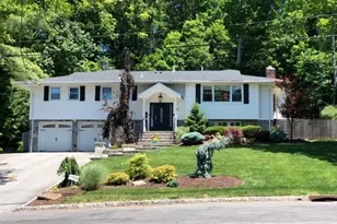 40 Rumson Rd, Livingston, NJ 07039 - Photo 1