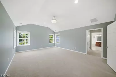 2 David Dr, Hanover Township, NJ 07981 - Photo 35