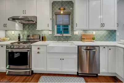 65 Hawthorne Ave, Glen Ridge, NJ 07028 - Photo 11