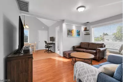 108 Ottawa Ave #2, Hasbrouck Heights, NJ 07604 - Photo 11