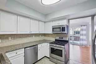 13 Eton Ct, Bedminster Township, NJ 07921 - Photo 5