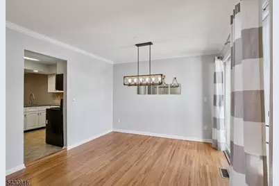 13 Eton Ct, Bedminster Township, NJ 07921 - Photo 9