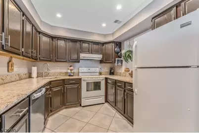 7 Esther Ct, Lebanon, NJ 08833 - Photo 13