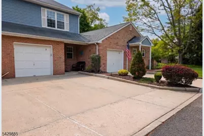 7 Esther Ct, Lebanon, NJ 08833 - Photo 1