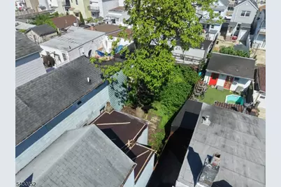 88 Komorn St, Newark, NJ 07105 - Photo 7
