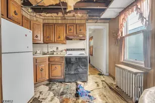 88 Komorn St, Newark, NJ 07105 - Photo 21
