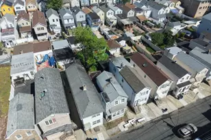 88 Komorn St, Newark, NJ 07105 - Photo 5