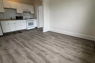 310 Crann St, Hillside, NJ 07205 - Photo 3