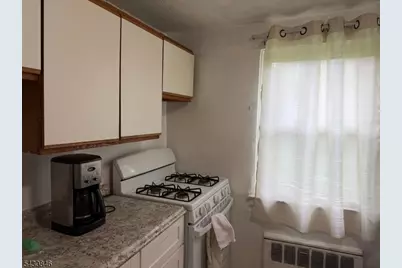 16A Carolyn Ter, Roselle Boro, NJ 07203 - Photo 5