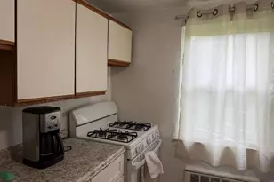 16A Carolyn Terrace, Roselle Boro, NJ 07203 - Photo 5