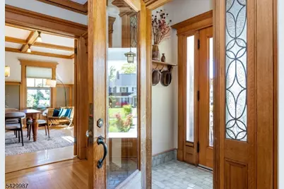 132 Christopher St, Montclair, NJ 07042 - Photo 7
