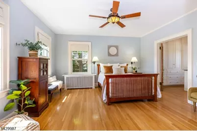 132 Christopher St, Montclair, NJ 07042 - Photo 27