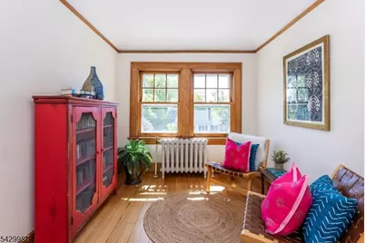 132 Christopher St, Montclair, NJ 07042 - Photo 37