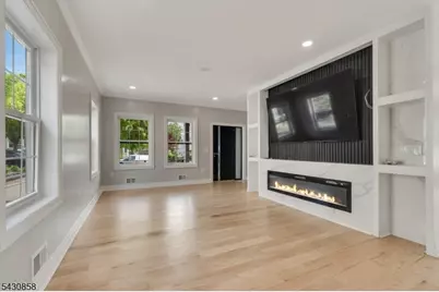 67 Melody Hill Rd, Clifton, NJ 07013 - Photo 9