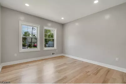 67 Melody Hill Rd, Clifton, NJ 07013 - Photo 15