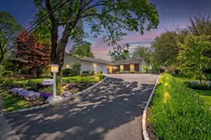 4 Hillcrest Ave, Mendham, NJ 07945 - Photo 3