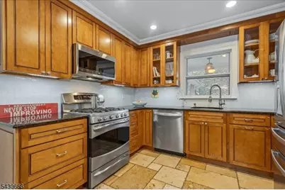 4 Hillcrest Ave, Mendham, NJ 07945 - Photo 9