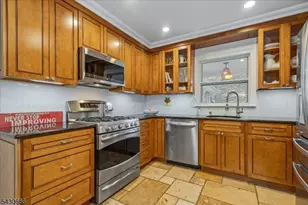 4 Hillcrest Ave, Mendham, NJ 07945 - Photo 9