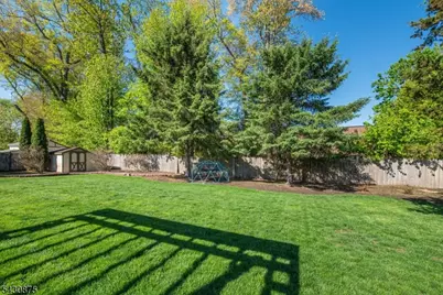 18 Evergreen Dr, Lincoln Park, NJ 07035 - Photo 39