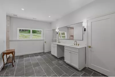 47 Glenside Trl, Sparta Township, NJ 07871 - Photo 13
