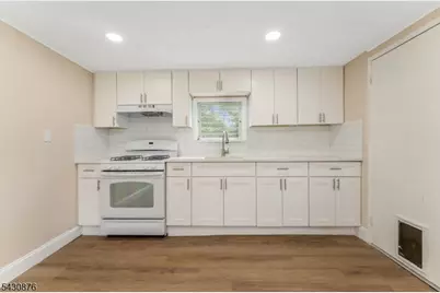 33 B Sergeantsville, Raritan Township, NJ 08822 - Photo 3