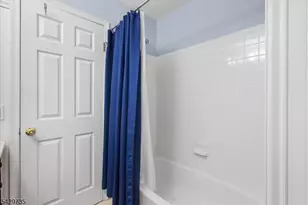 403 Timberbrooke Dr, Bedminster Township, NJ 07921 - Photo 27
