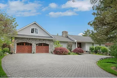 35 Ski Hill Dr, Bedminster Township, NJ 07921 - Photo 1