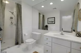 35 Ski Hill Dr, Bedminster Township, NJ 07921 - Photo 17