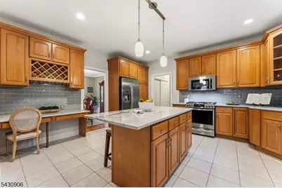 305 Charlton Ln, Branchburg Township, NJ 08853 - Photo 13