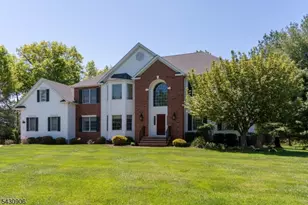305 Charlton Ln, Branchburg Township, NJ 08853 - Photo 3