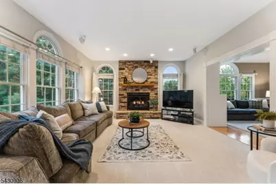 305 Charlton Ln, Branchburg Township, NJ 08853 - Photo 9