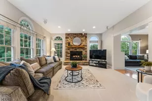 305 Charlton Ln, Branchburg Township, NJ 08853 - Photo 9