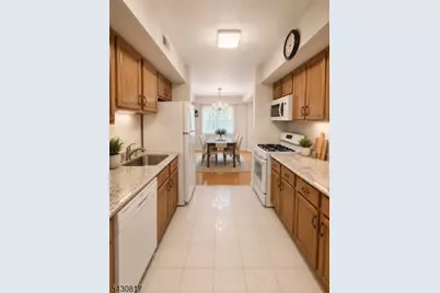 110 Keystone Ct #110A, Woodbridge Township, NJ 07095 - Photo 15