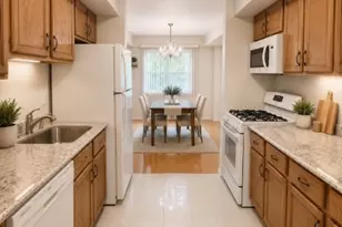 110 Keystone Ct, Woodbridge Township, NJ 07095 - Photo 15